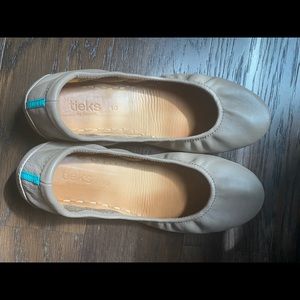 Tieks in Taupe size 10